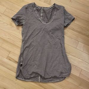 Lululemon striped shirt sleeve, size 4